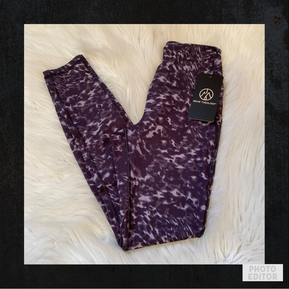 Move Theology City Lite Printed Leggings - NWT - XS